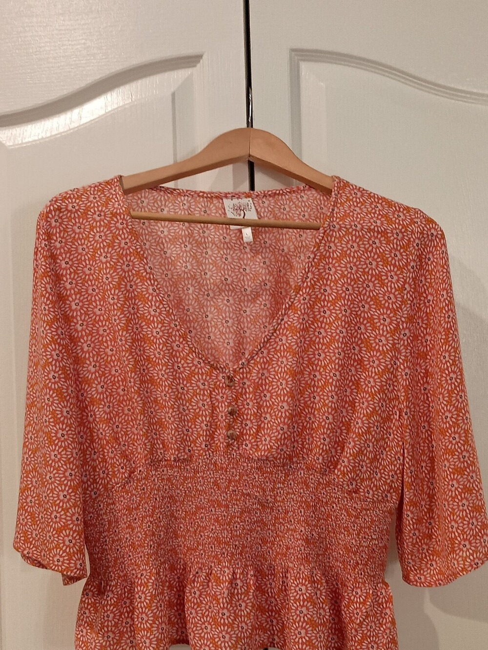 Self Esteem Coral Floral V-Neck Top - Picture 4 of 13